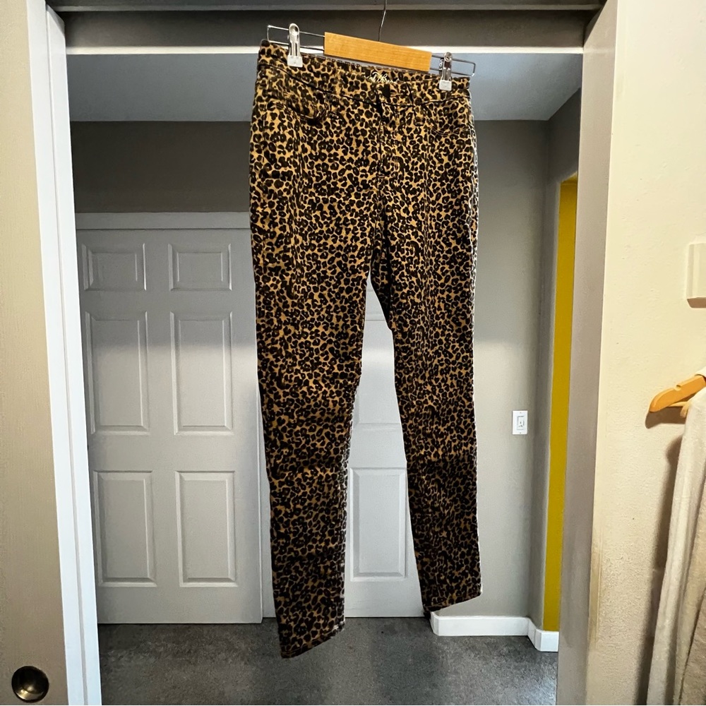Universal Thread High-Rise Skinny Cheetah Stretch Jeans 26 (2) NWOT - Picture 3 of 4